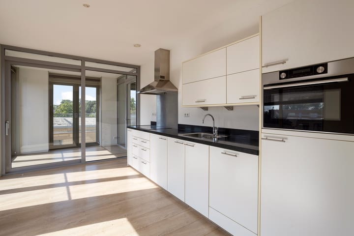 Appartement te koop: Bellevuelaan 137, Haarlem