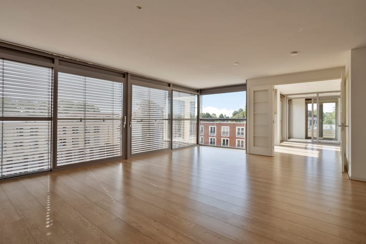 Appartement te koop: Bellevuelaan 137, Haarlem
