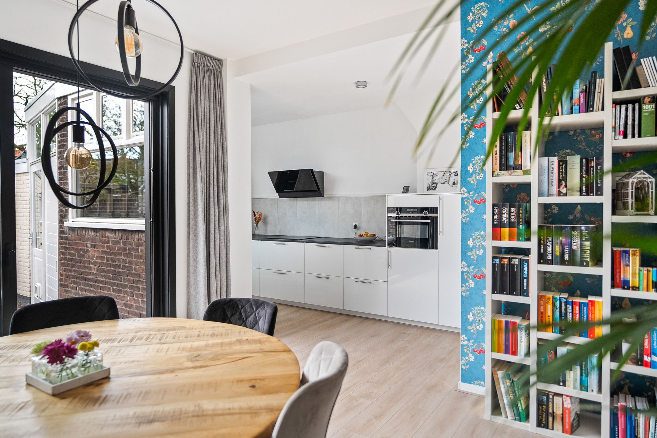 Photo 15 of Goudenregenstraat 25
