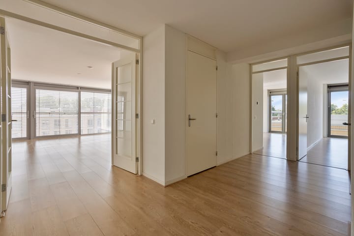 Appartement te koop: Bellevuelaan 137, Haarlem