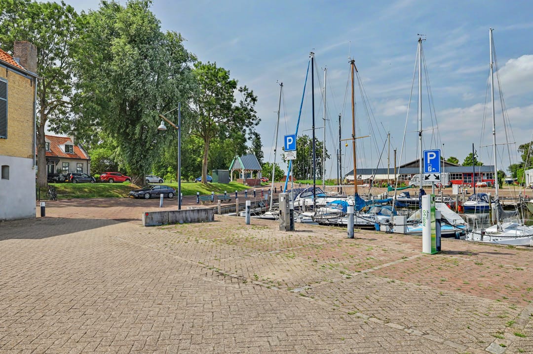 Foto 2 van Zeedijk 24-C