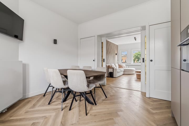 Appartement te koop: Koningin Wilhelminalaan 261, Voorburg