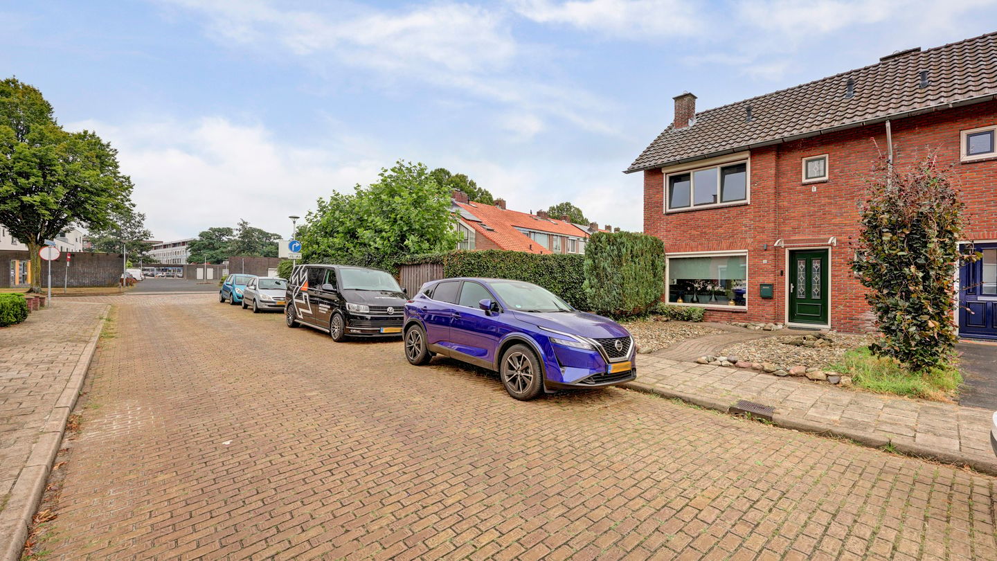 Photo 35 of Willem van Konijnenburgstraat 55