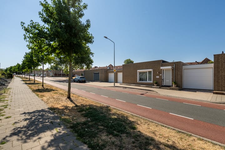 Tussenwoning te koop: Nicolaas Beetsstraat 26, Heerlen