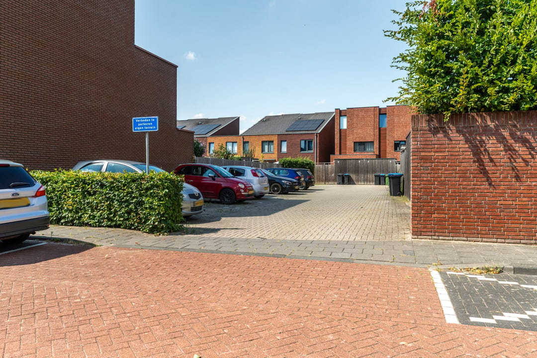 Photo 32 of Pachterwaard 38