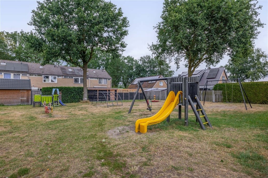 Photo 36 of Lijsterbesstraat 27