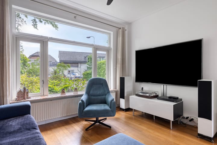 Twee-onder-één-kap te koop: Zwaluwenweg 28, Soest