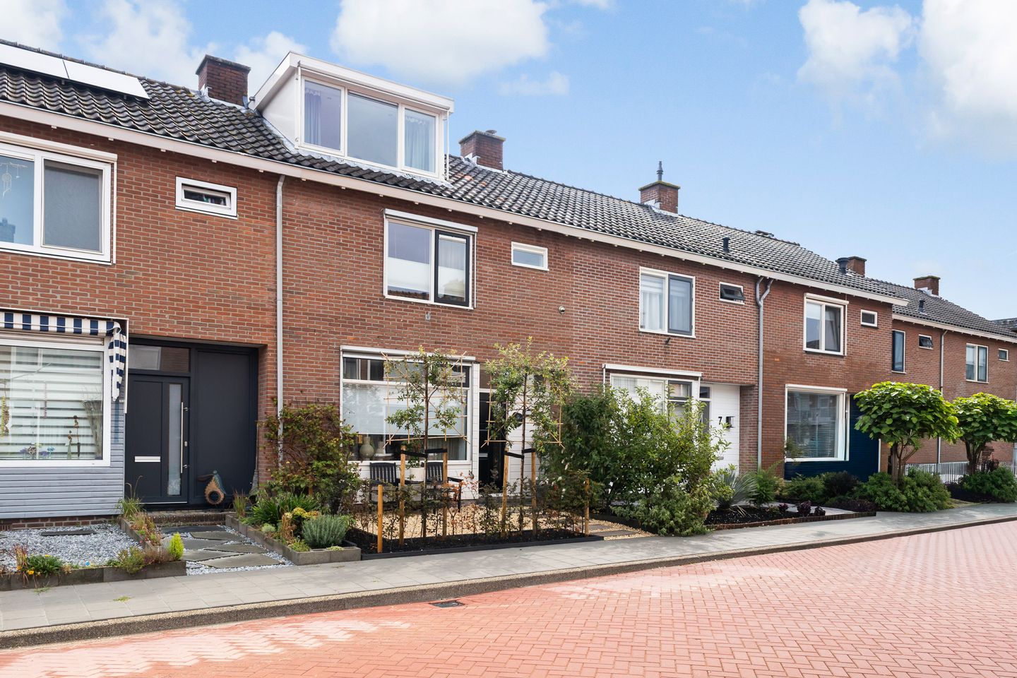 Photo 35 of Goudenregenstraat 9