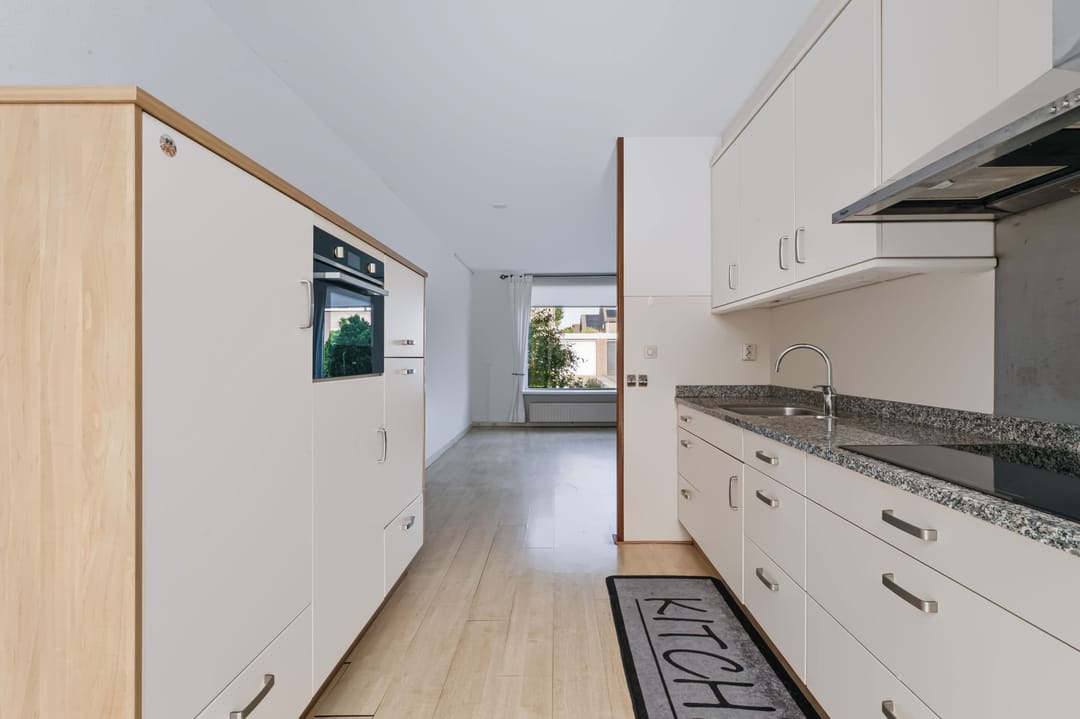Photo 11 of Adenauerstraat 4