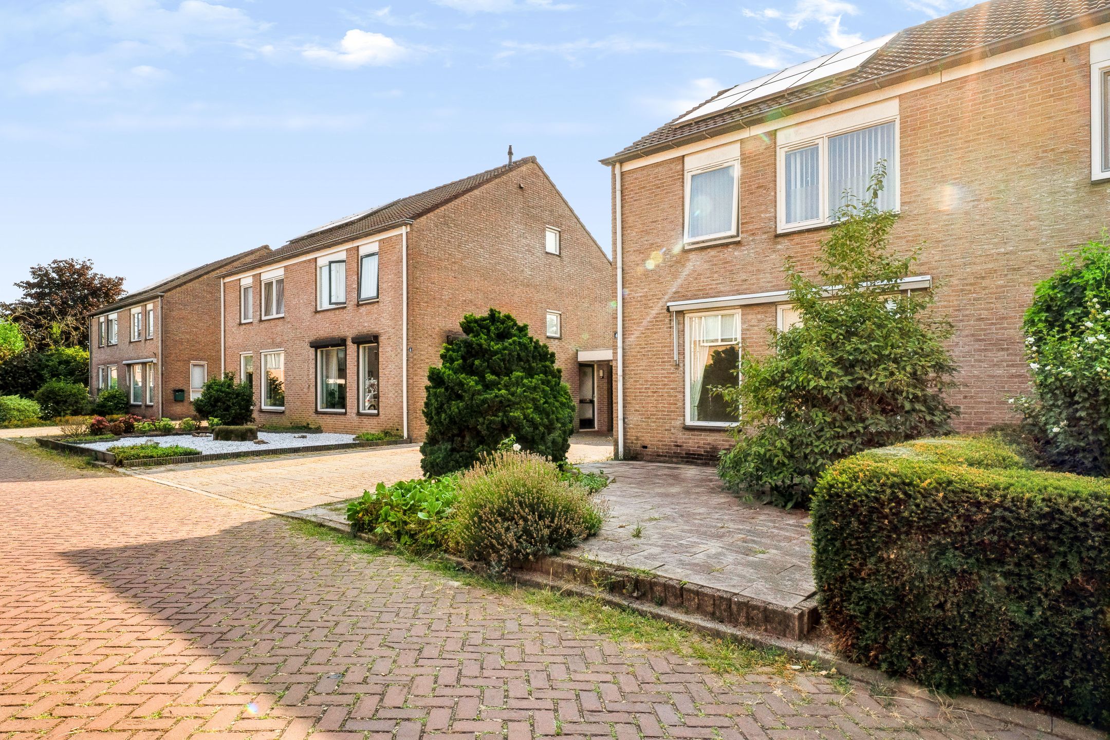 Photo 39 of Adenauerstraat 4