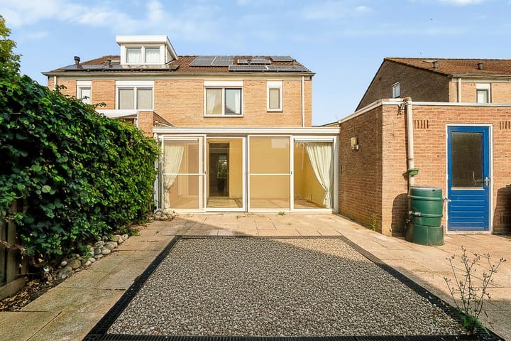 Foto 4 van Adenauerstraat 4