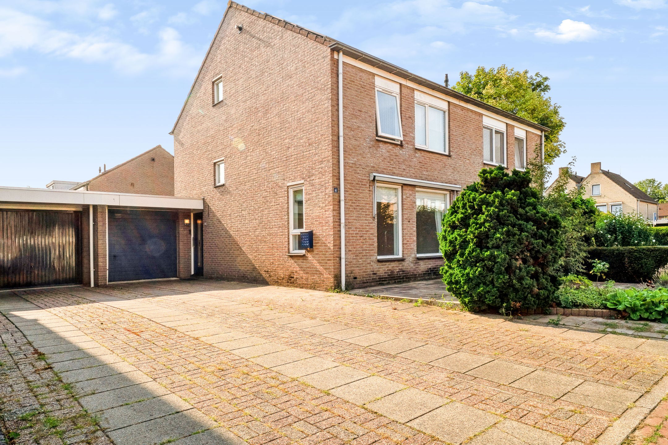 Adenauerstraat 4 