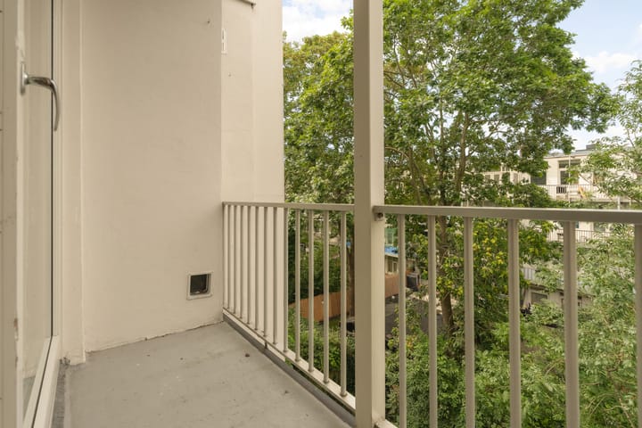 Appartement te koop: Bestevâerstraat 99-3, Amsterdam