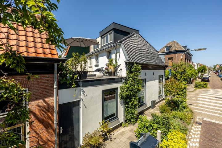 Photo 4 of Leidsestraat 106