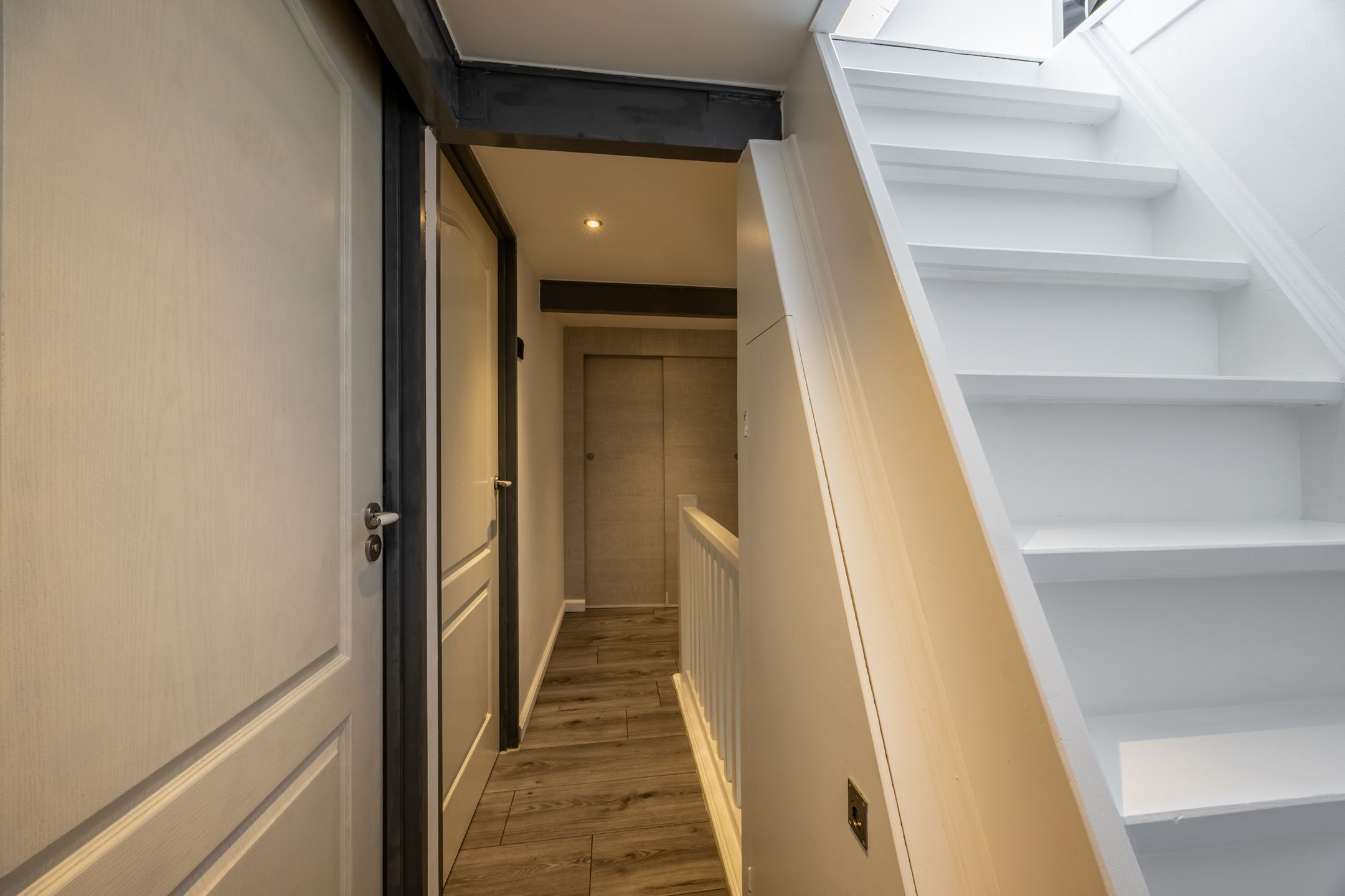 Photo 24 of Leidsestraat 106