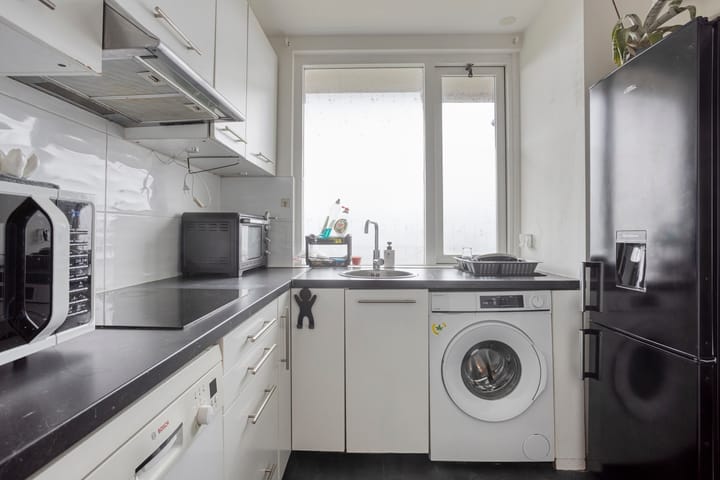 Appartement te koop: van Hogendorplaan 152D, Vlaardingen