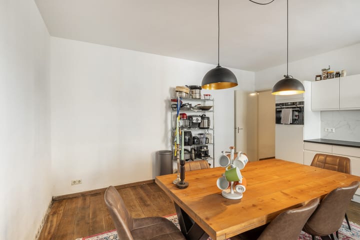 Tussenwoning te koop: Overmaassesteeg 1B, Schiedam
