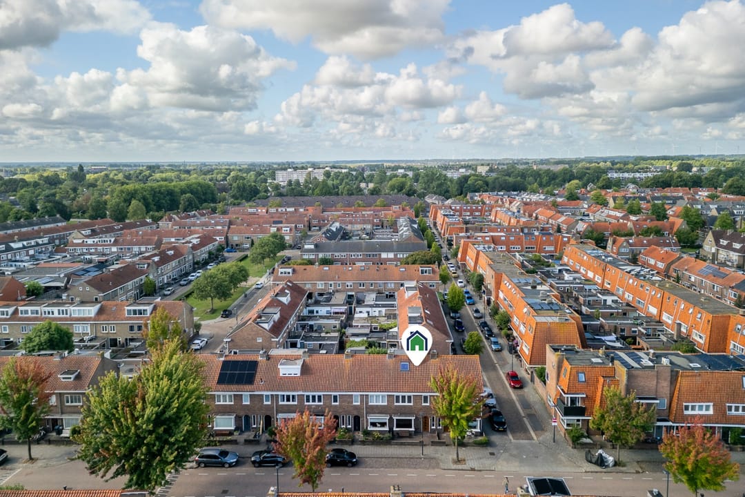 Photo 52 of Apeldoornsestraat 17