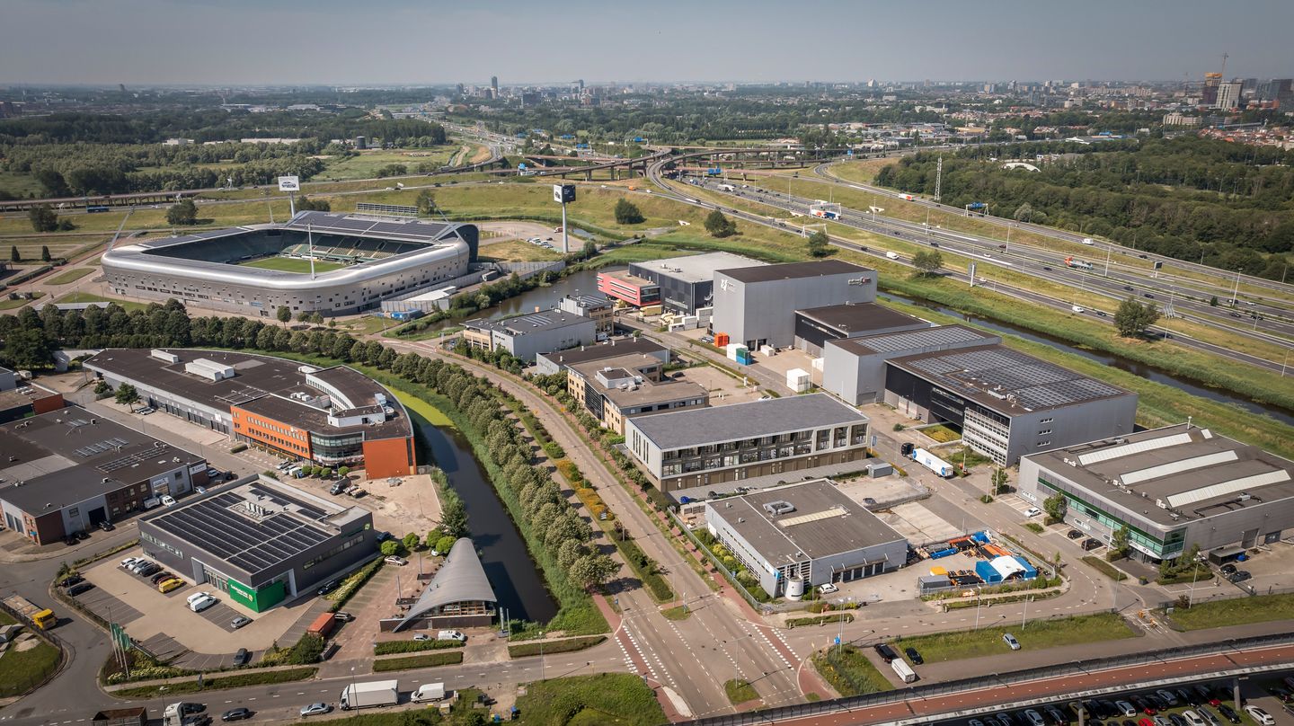 Bekijk foto 5 van Wolga 3