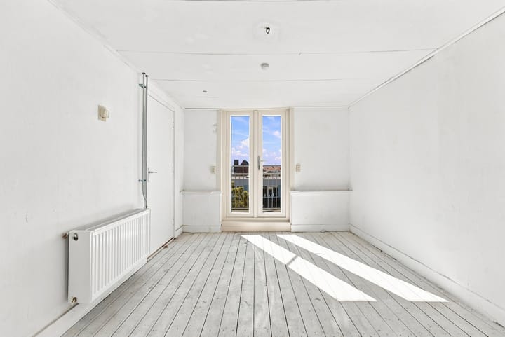 Appartement te koop: Mathenesserweg 68A02, Rotterdam