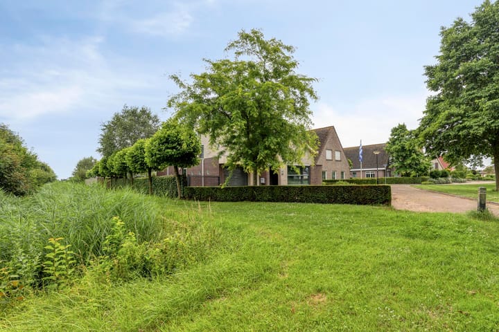 Vrijstaande woning te koop: Oeverzwaluw 2, Rilland