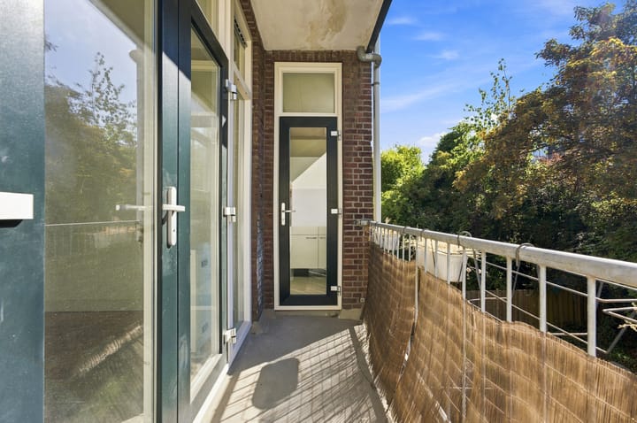 Appartement te koop: Mathenesserweg 68B, Rotterdam