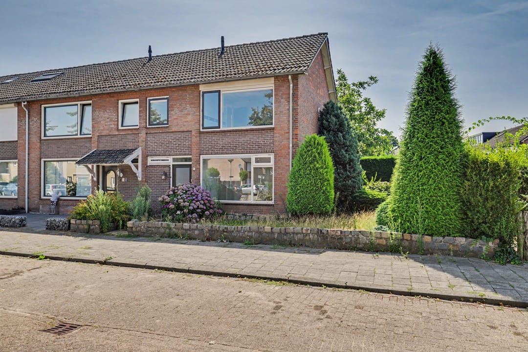 Photo 8 of Korenbloemstraat 2