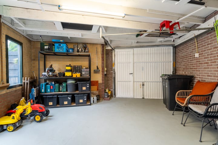 Tussenwoning te koop: Lisztstraat 12, Dongen