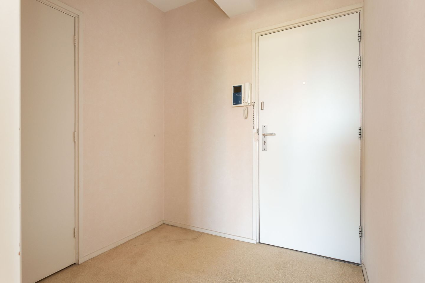 Photo 10 of Plantijnstraat 65