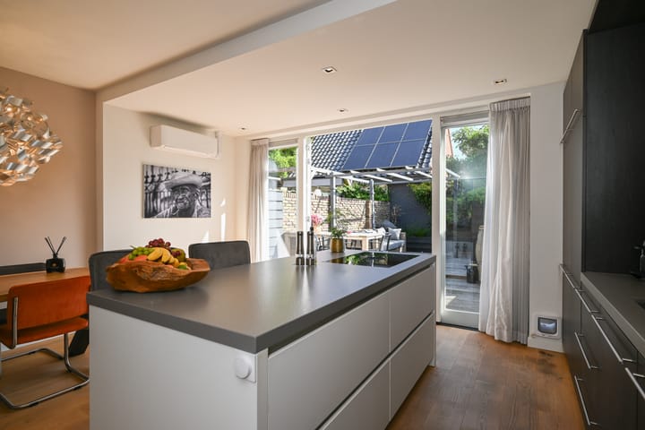 Tussenwoning te koop: Rigelstraat 30, Hilversum