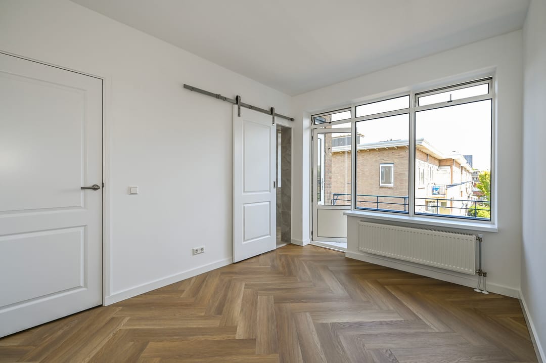 Photo 11 of Coevordenstraat 120