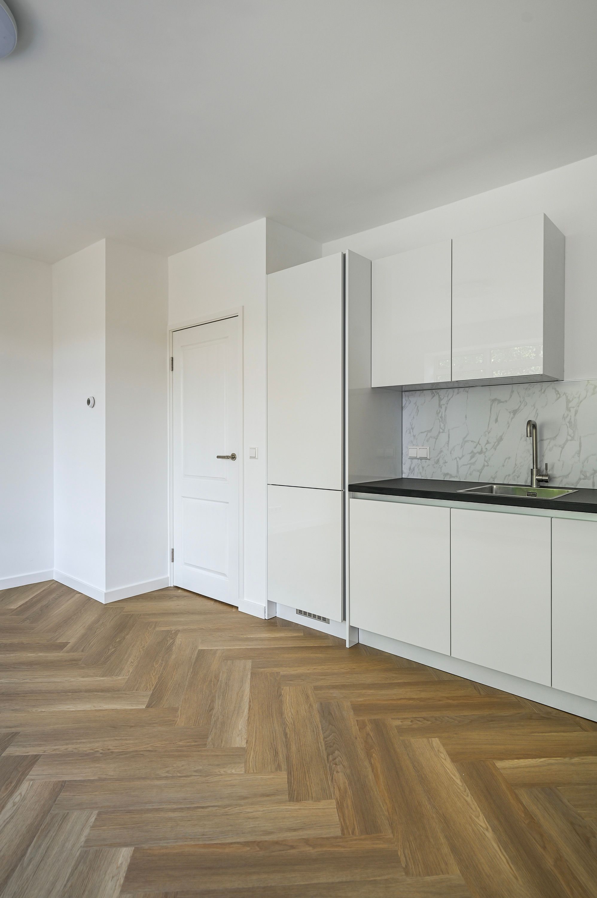 Photo 21 of Coevordenstraat 120