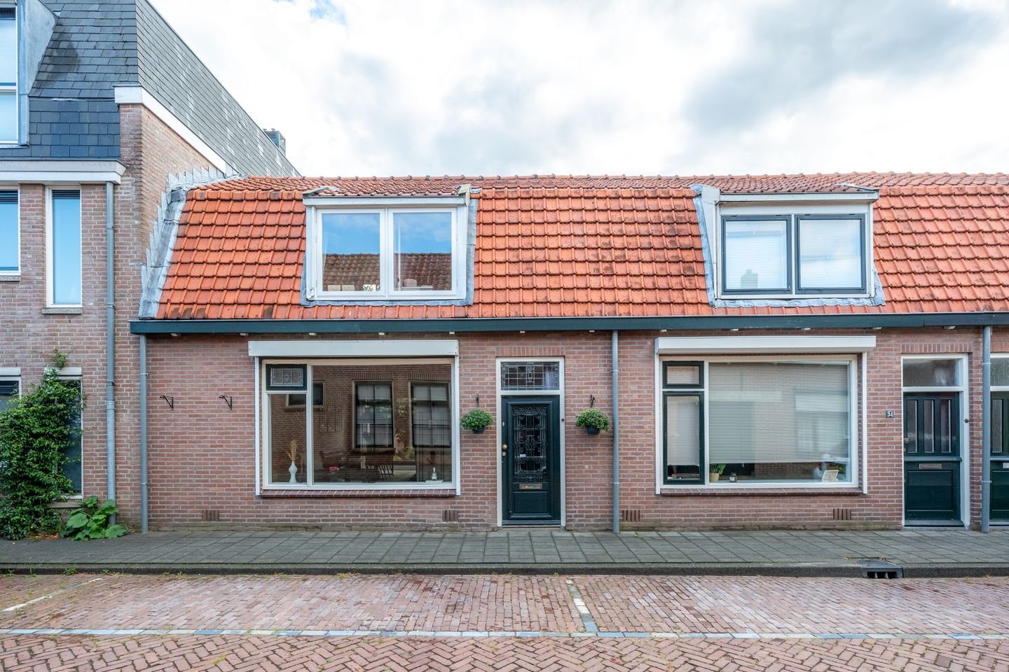 Foto 1 van Brederodestraat 32