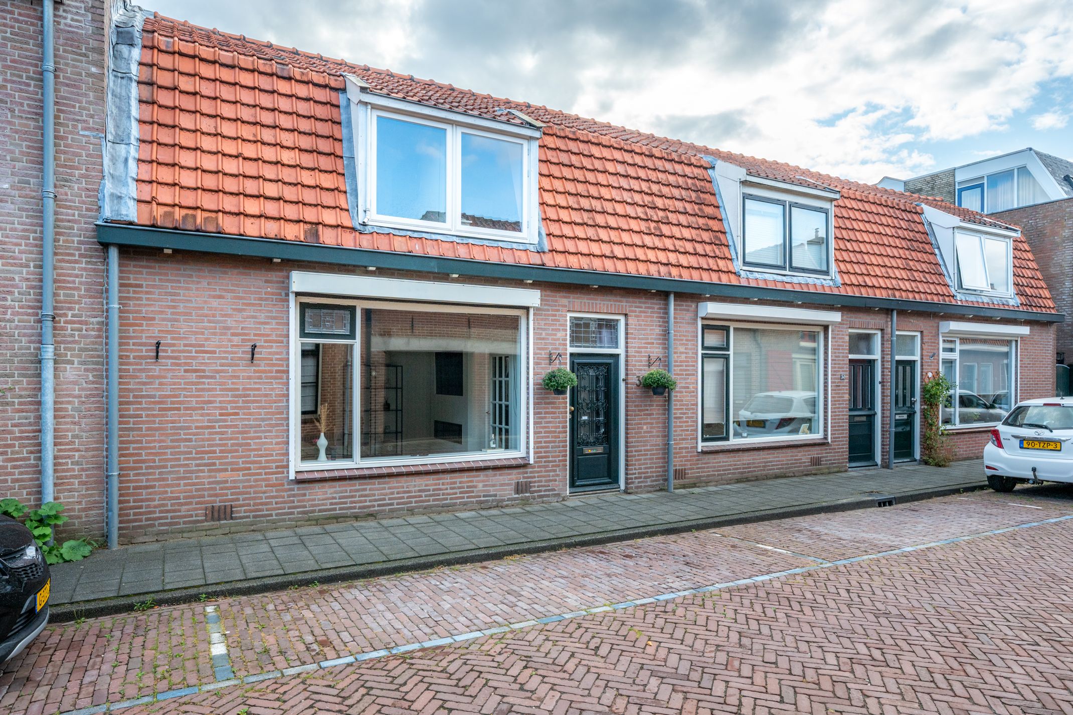 Foto 42 van Brederodestraat 32