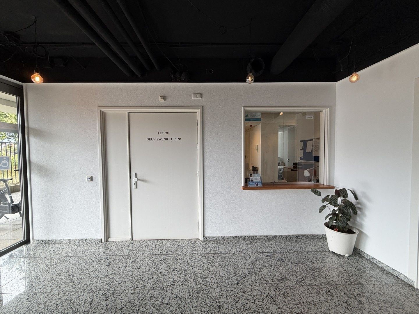 Bekijk foto 5 van Stationsweg 11