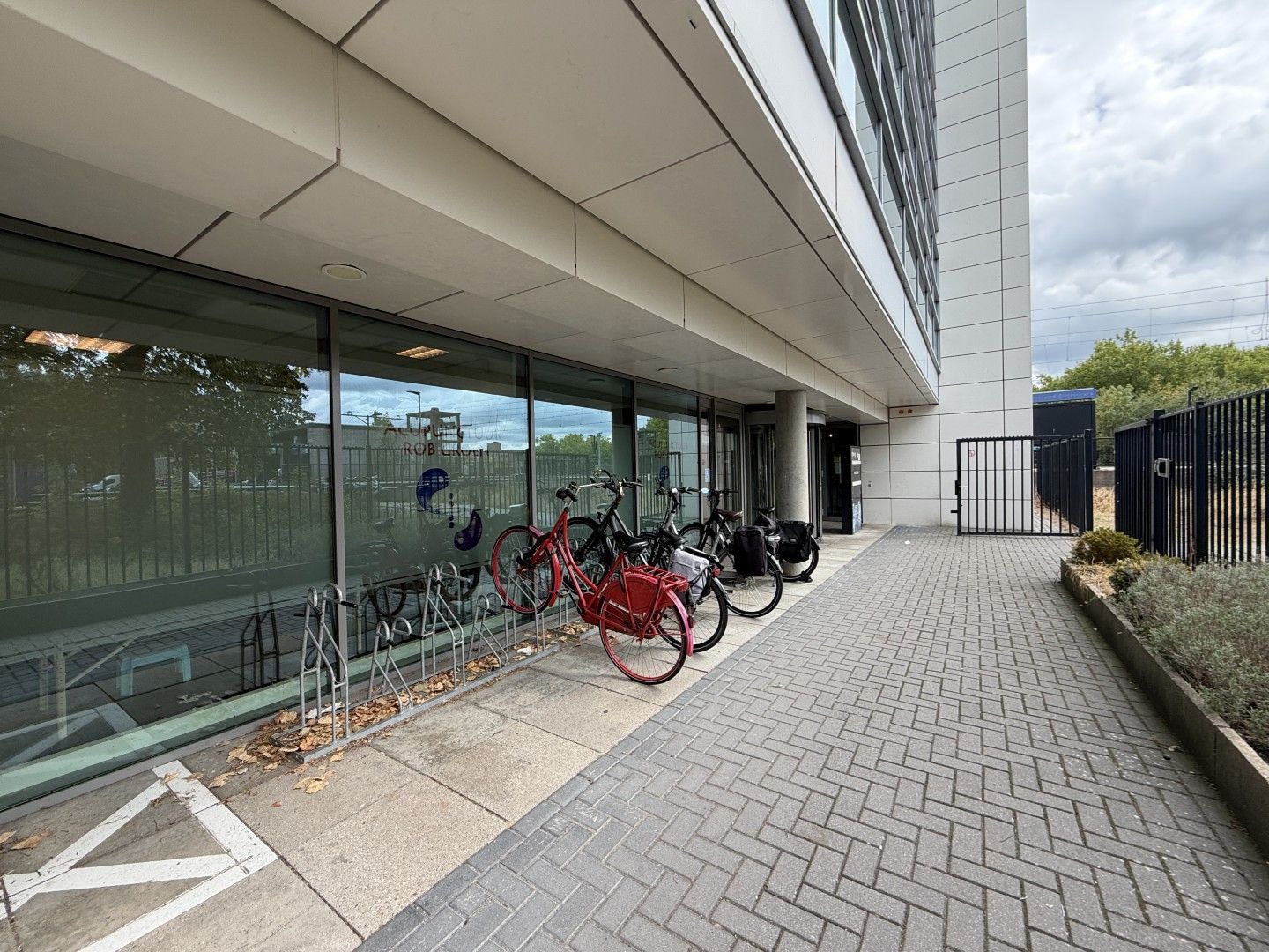 Bekijk foto 1 van Stationsweg 11