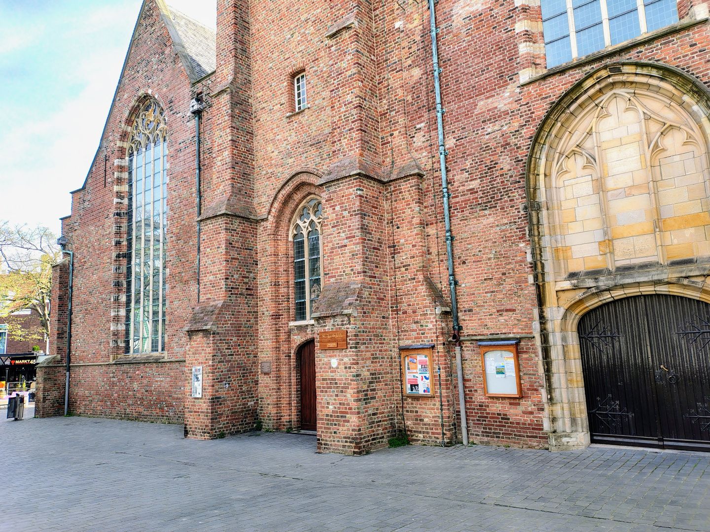 Bekijk foto 1 van Spuistraat 6
