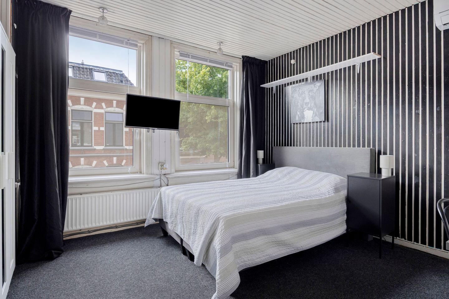 Photo 19 of Emmastraat 136