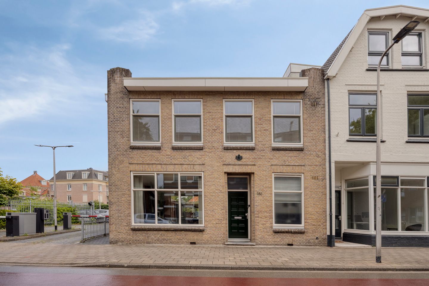 Photo 5 of Emmastraat 136