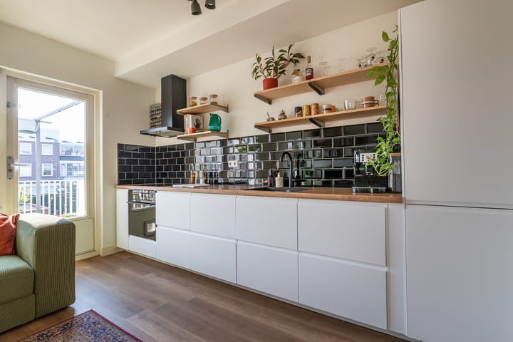Studio te koop: Anthoniedijk 23A, Utrecht