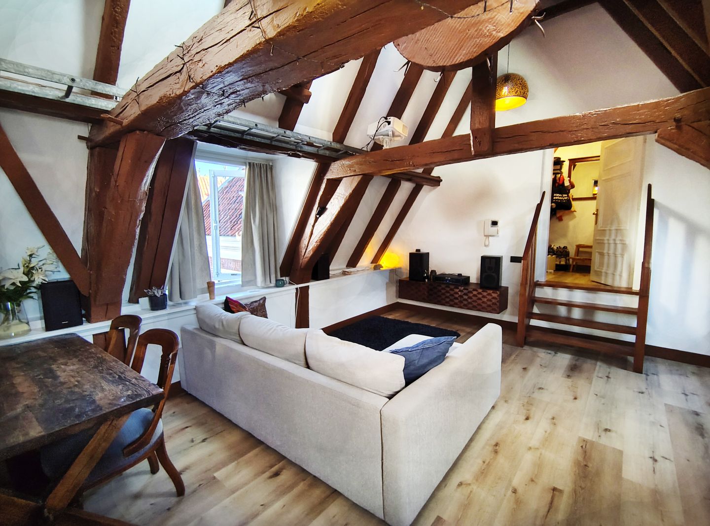 Photo 10 of Grote Overstraat 67-G