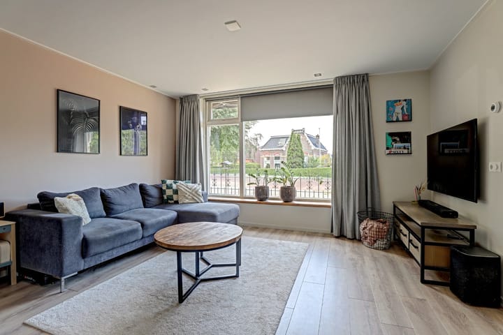 Twee-onder-één-kap te koop: Monnikebildtdijk 45, Oudebildtzijl