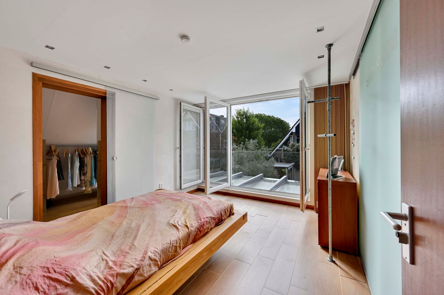 Photo 19 of Pieter de Hoochstraat 39