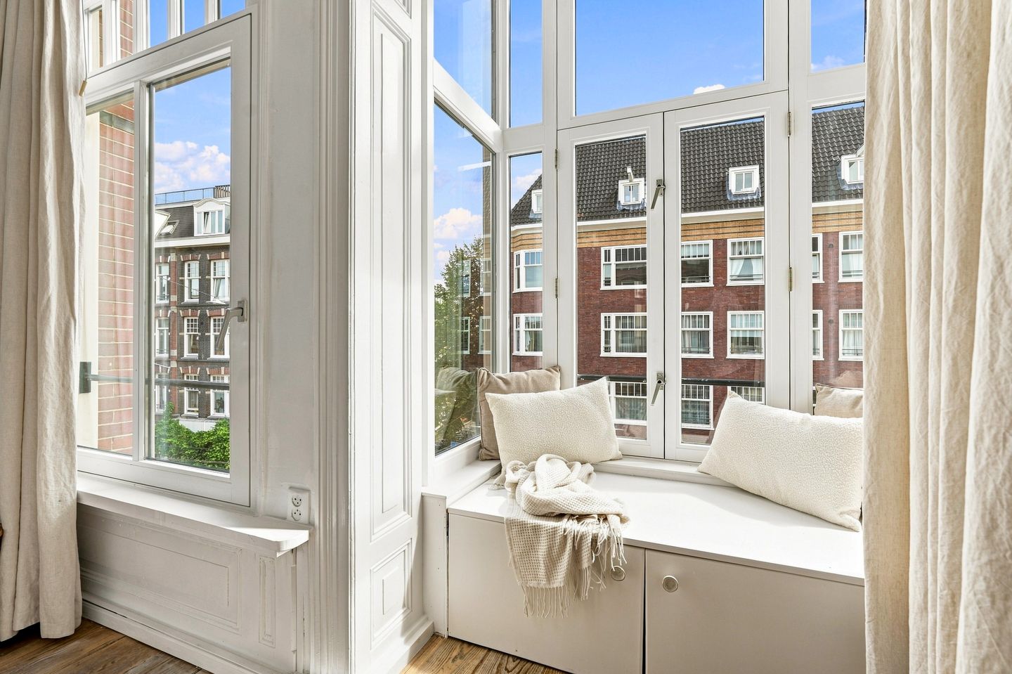 Foto 14 van Van Woustraat 132-2