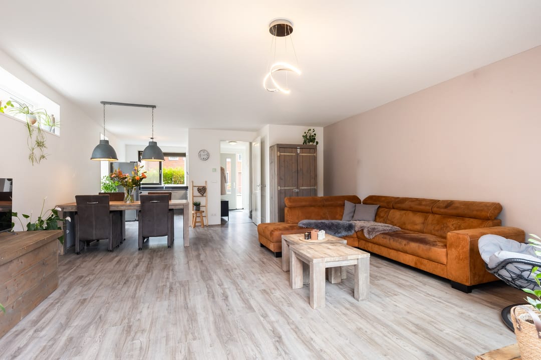 Photo 8 of Rusalkastraat 27