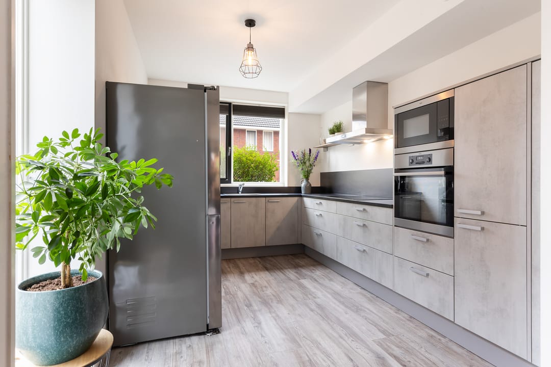 Photo 11 of Rusalkastraat 27
