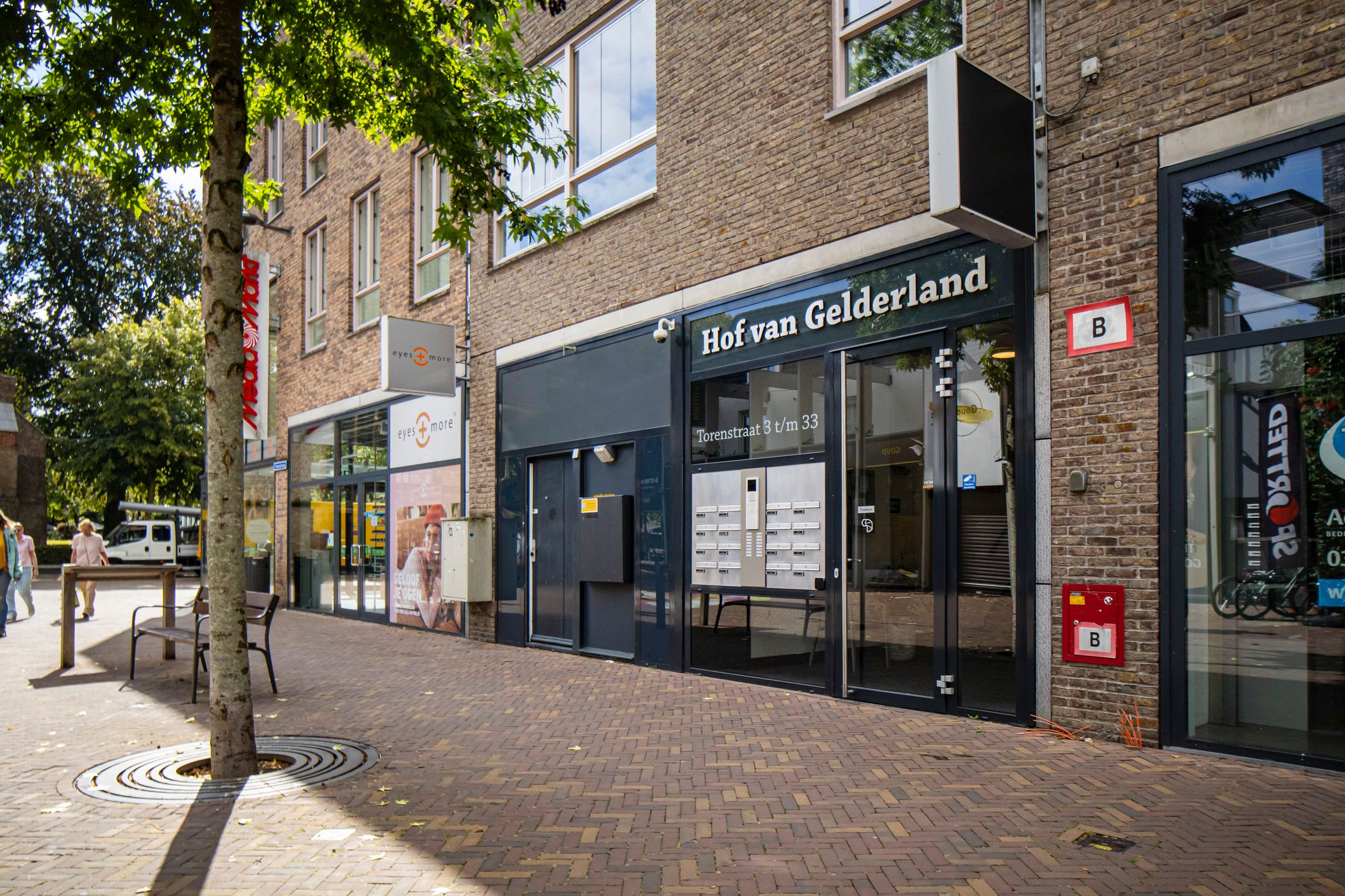 Photo 27 of Torenstraat 13