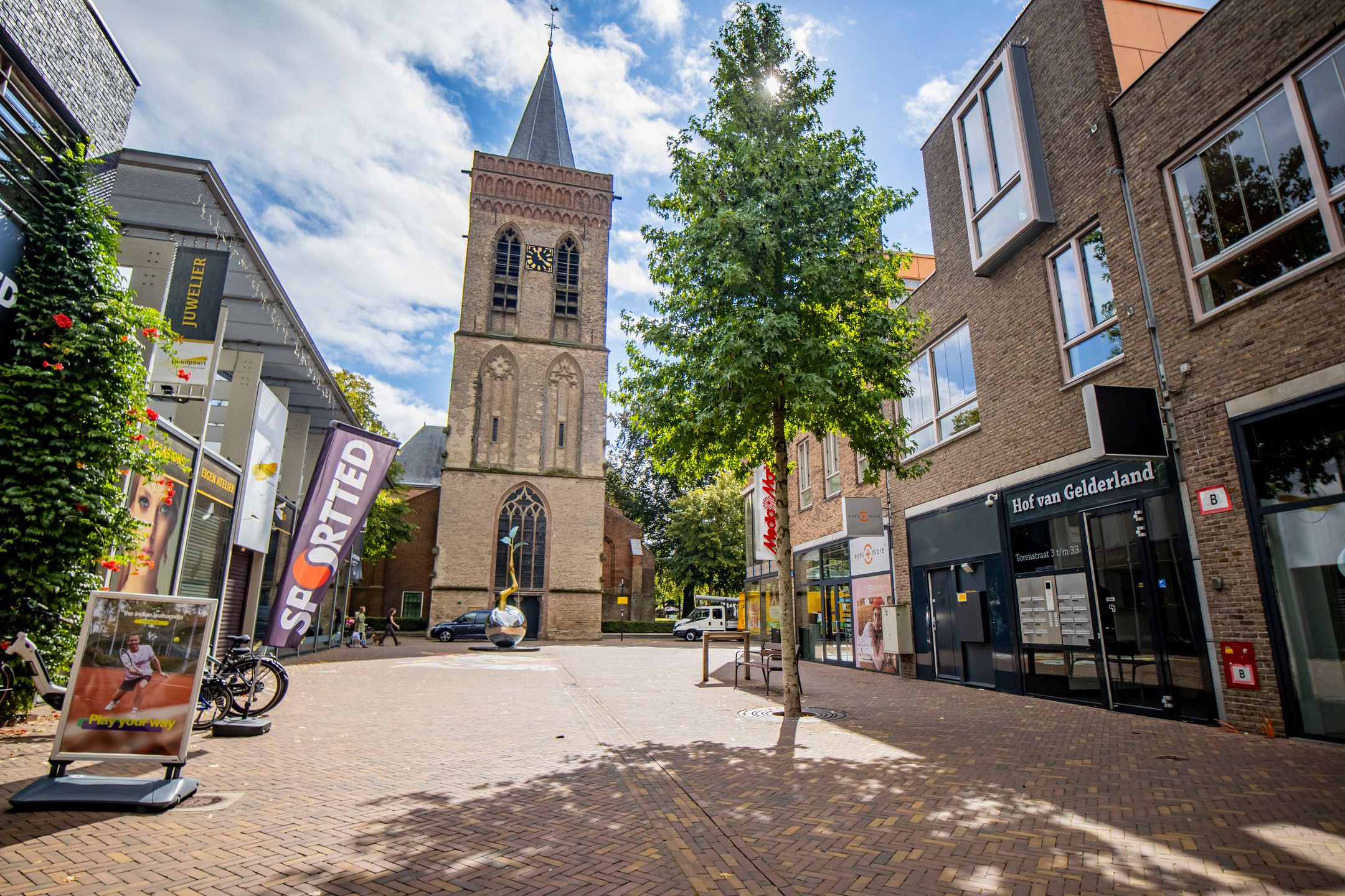 Photo 39 of Torenstraat 13