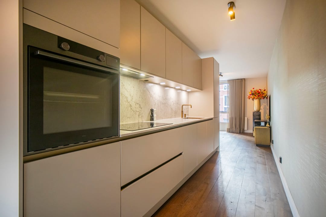 Photo 11 of Torenstraat 13