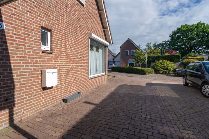 Hoekwoning te koop: Walstro 3, Sprang-Capelle